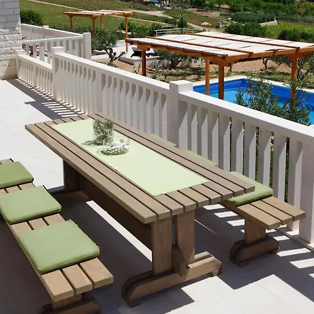Private Pool&sea * Bol